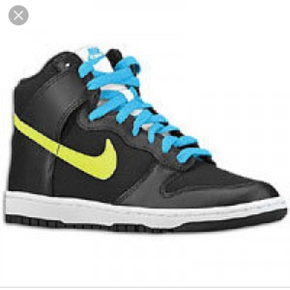 Nike High Skinny Sneaker